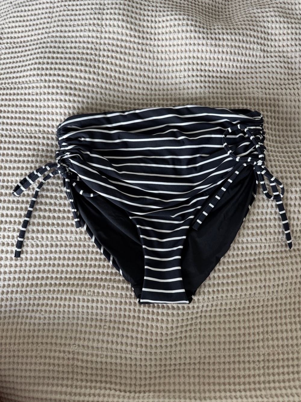 Striped High Waist Bikini Bottoms - black & White